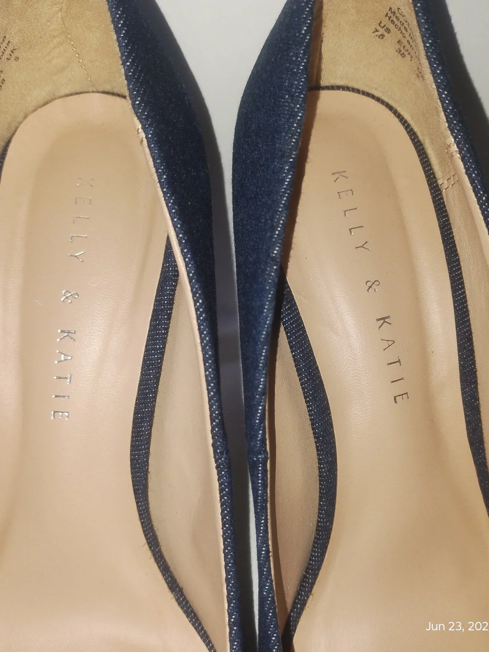 Kelly & Katie Size 7.5 denim Heel
